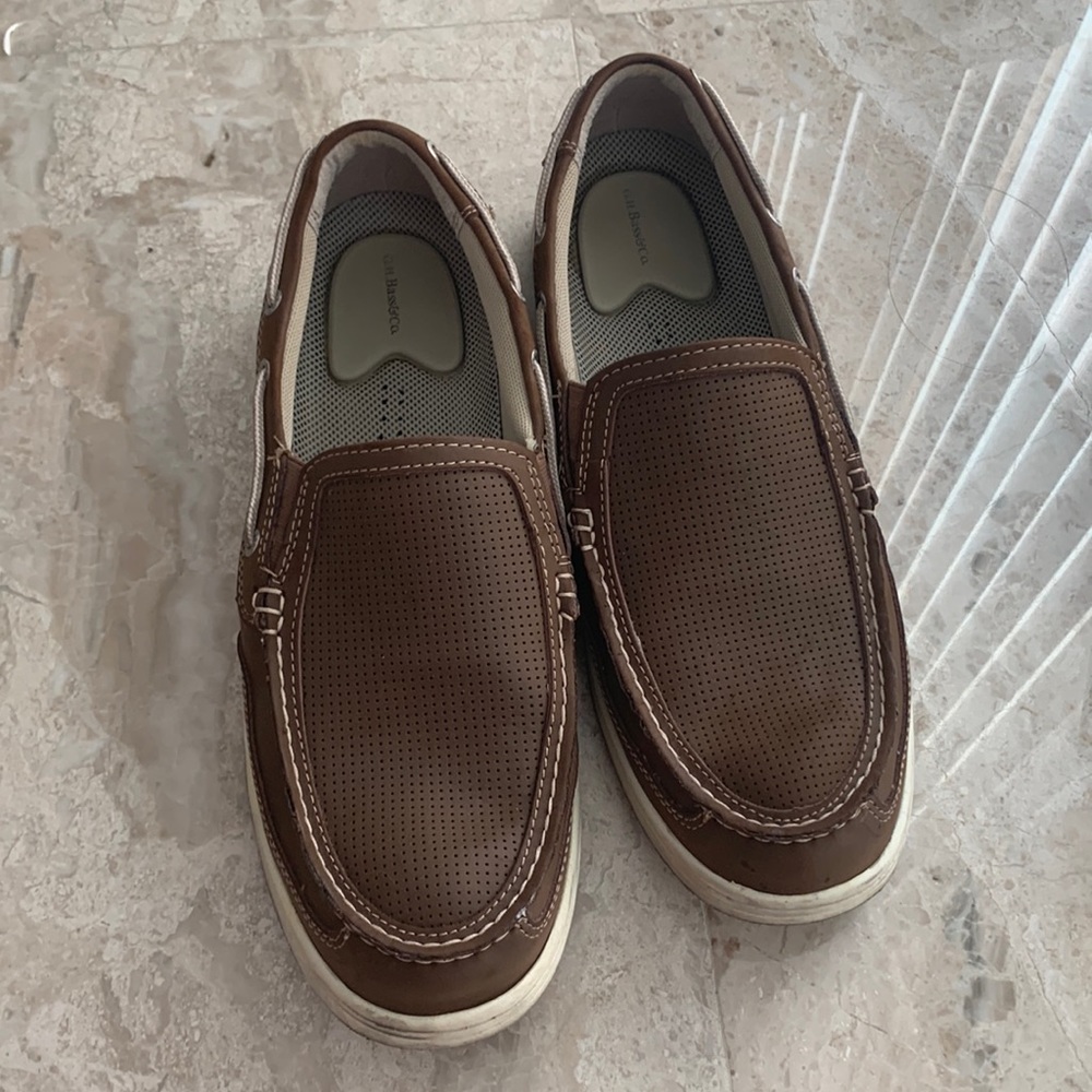 13 M Leather Men’s Boat Shoes